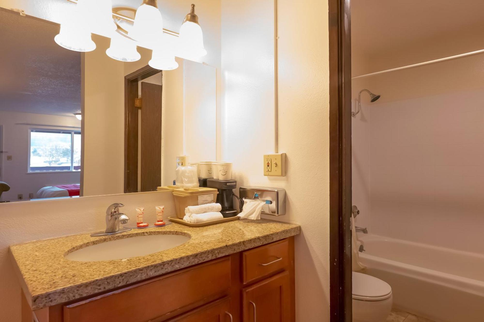 Oyo Hotel Chehalis I-5 South Εξωτερικό φωτογραφία