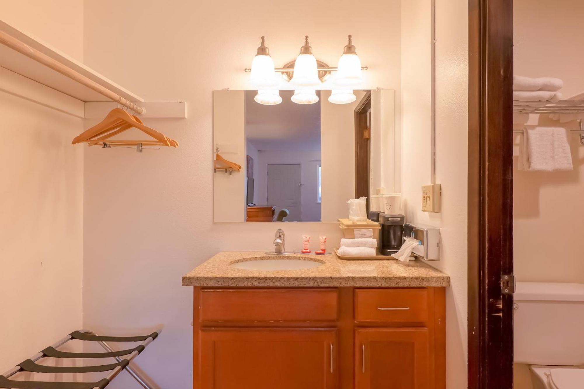 Oyo Hotel Chehalis I-5 South Εξωτερικό φωτογραφία